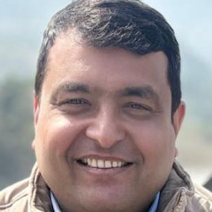नरेन्द्र दंगाल