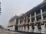 सिंहदरबारका दर्जनौं मन्त्रालय ध्वस्त, प्रधानमन्त्री कार्यालयमा अझै आगो