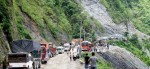 निर्माण सुस्त हुदा मुख्य राजमार्गमा यात्रा गर्नै असहज