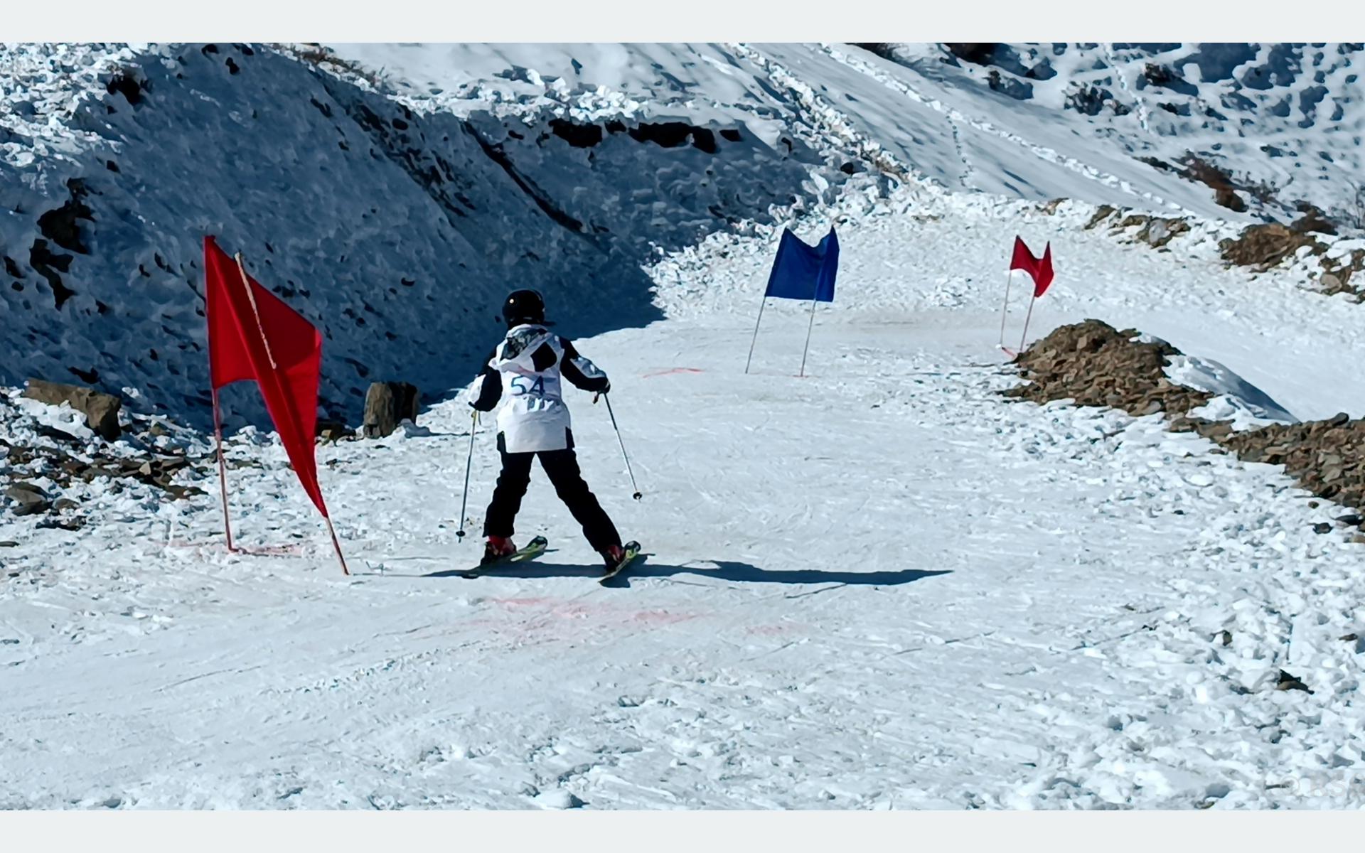 मुस्ताङको रानीपौवामा राष्ट्रिय स्कि च्याम्पियनसिप सुरु