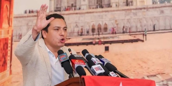 जेनजी आन्दोलनपछि सबैले साथ छोड्दा अध्यक्ष ओलीको रक्षामा खटिएका अमित देशभरका युवालाई एमालेप्रति आकर्षित गर्ने लक्ष्यमा