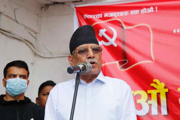 प्रचण्डको दाबी: संविधान र राष्ट्रपति बचाउन सहजीकरण गरेँ