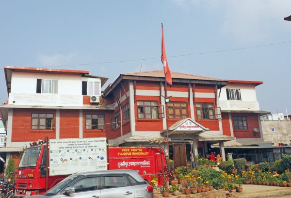 जेनजी आन्दोलनमा दमकल जलेपछि तुलसीपुरसहित तीन पालिका  दमकल विहीन