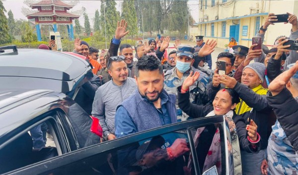 रविको पक्षमा आज यी वकिलले बहस गर्दैछन्, पीडितका तर्फबाट दिनेश त्रिपाठी र सुरेन्द्र भण्डारी