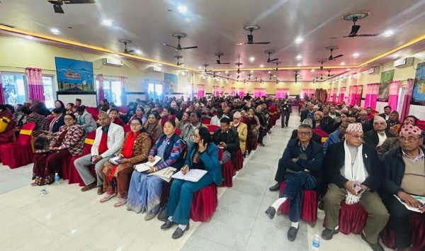 अध्यक्ष ओलीविरुद्ध सामाजिक सञ्जालमा आलोचना बढ्न थालेपछि एमाले कोशीद्वारा ६ हजार बढी कार्यकर्तालाई साइबर फोर्समा लगाउने तयारी