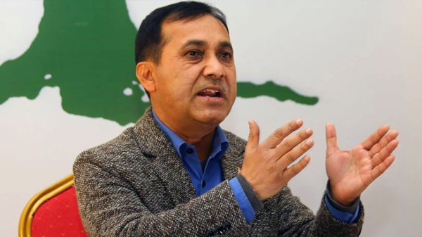 ‘देशको भविष्यका लागि सोचेर मत दिनुस्’ – विश्वप्रकाश शर्मा