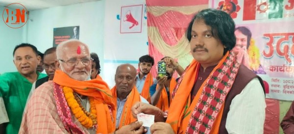 आधार इलाकामा सक्रिय बन्दैछ जनमत, माओवादी र लोसपाका सयौं नेता जनमतमा प्रवेश