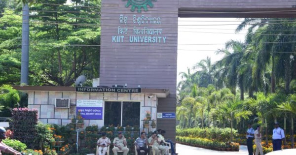 ओडिसाबाट सयबढी विद्यार्थी नेपाल फर्किए, प्रकृतिको शव पनि नेपाल ल्याइँदै