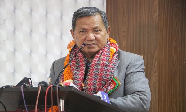 उपसभामुखलाई हटाउदा आकाशै खस्दैन – सञ्चारमन्त्री गुरुङ