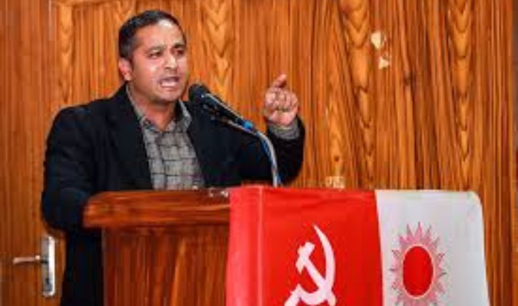 बलात्कारको आरोप लागेका एमाले नेता महरलाई पक्राउ गरेर अनुसन्धान गर्न अदालतको आदेश