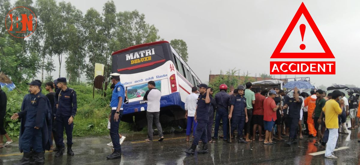 सुनसरीमा बस–माइक्रो ठोक्किँदा ४ को मृत्यु, २८ घाइते