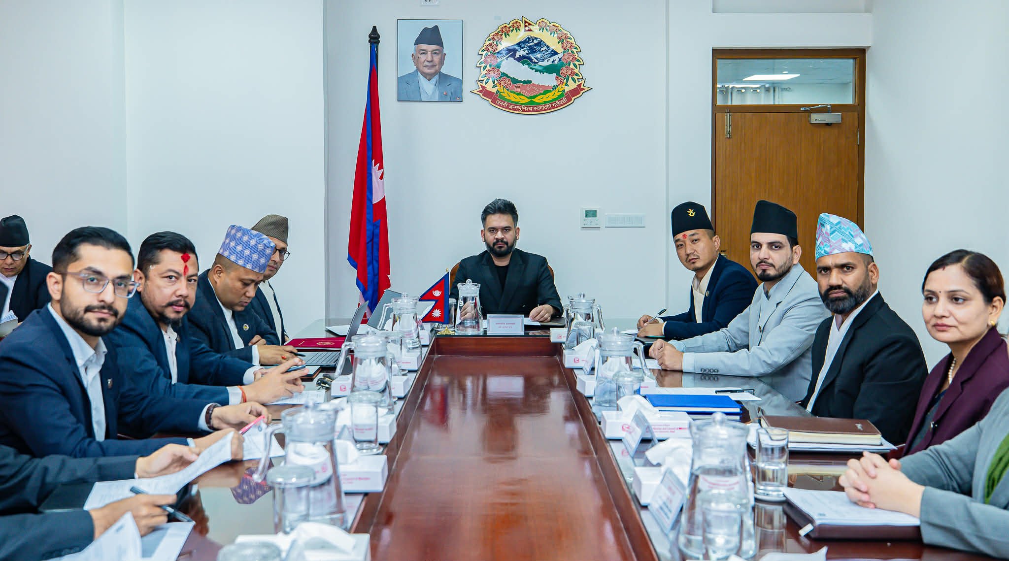 प्रधानमन्त्री कार्यालयमा मन्त्रिपरिषद् बैठक, महत्वपूर्ण निर्णय हुने संकेत